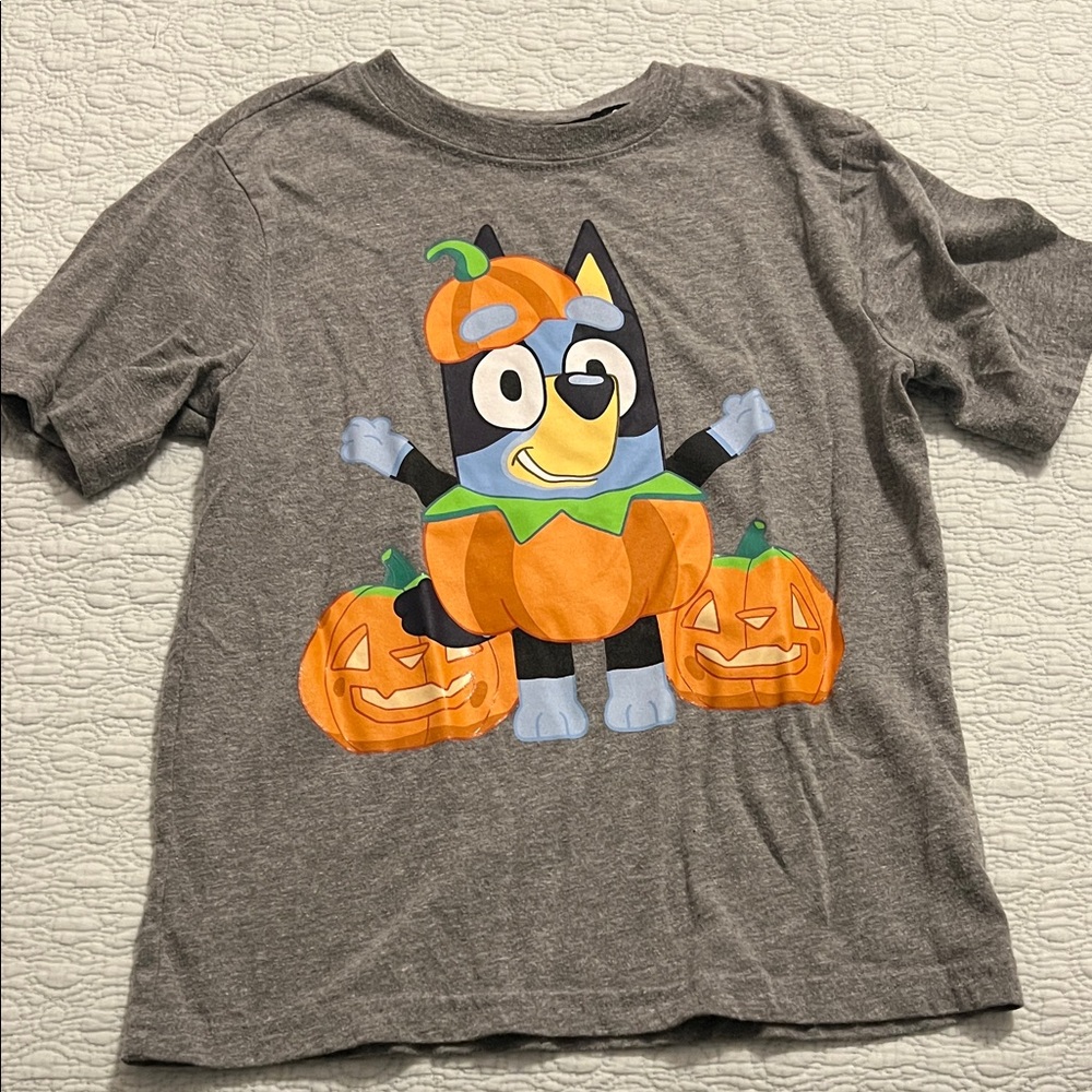 Gray Kids T-Shirt with Bluey Halloween Design